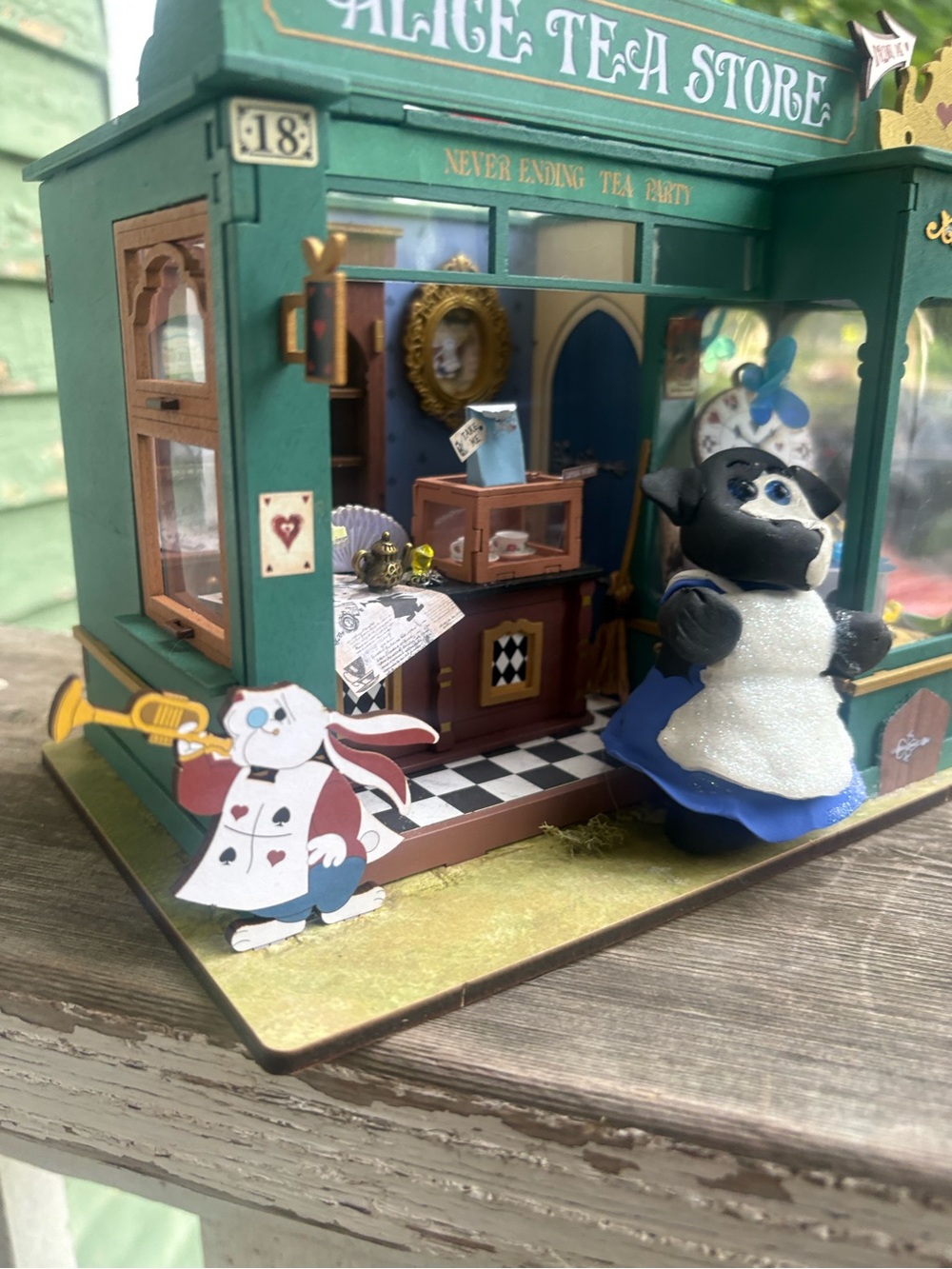 Alice Tea Store Cow - Picture 9 of 14